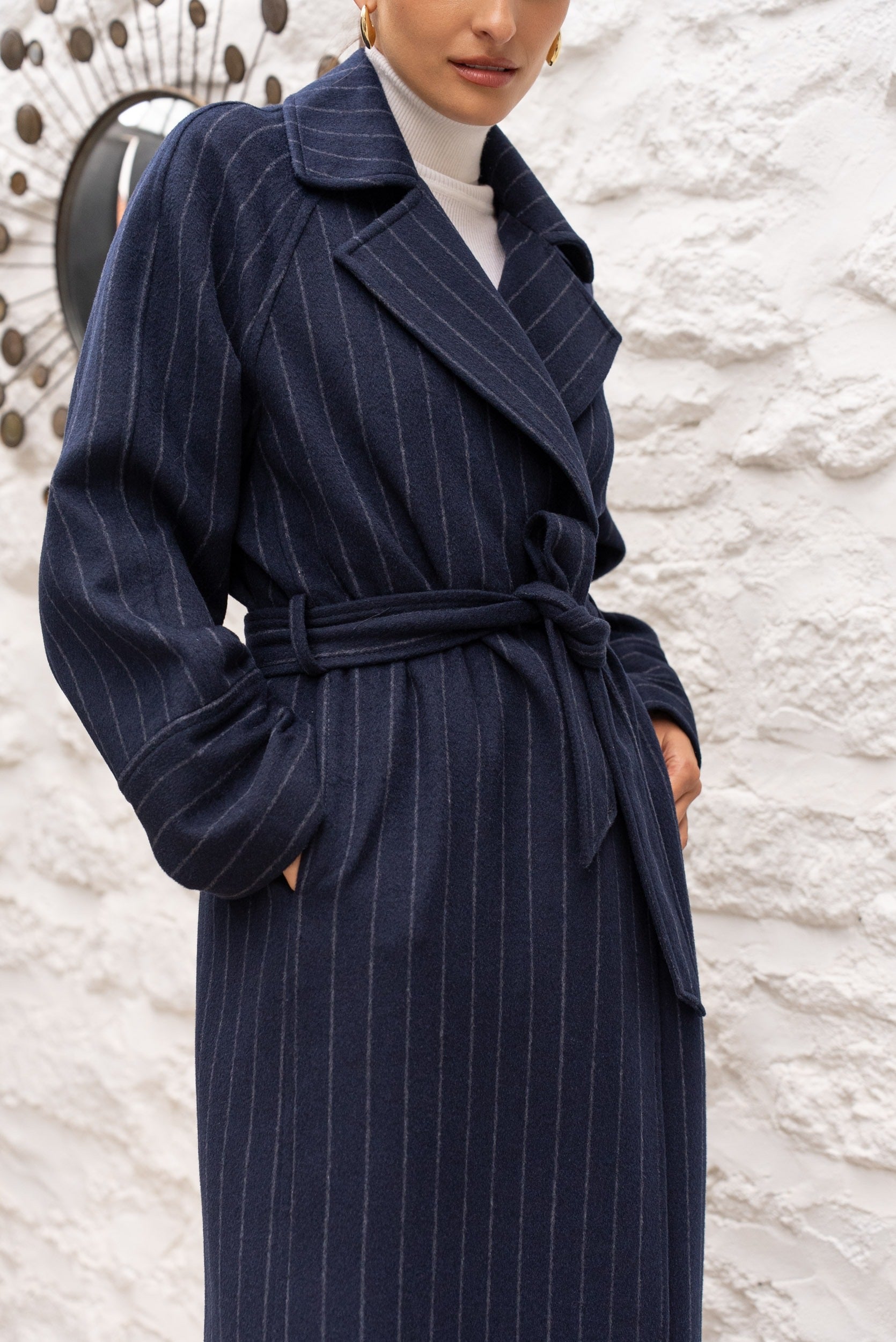 Manteau ceinturé bleu marine en laine