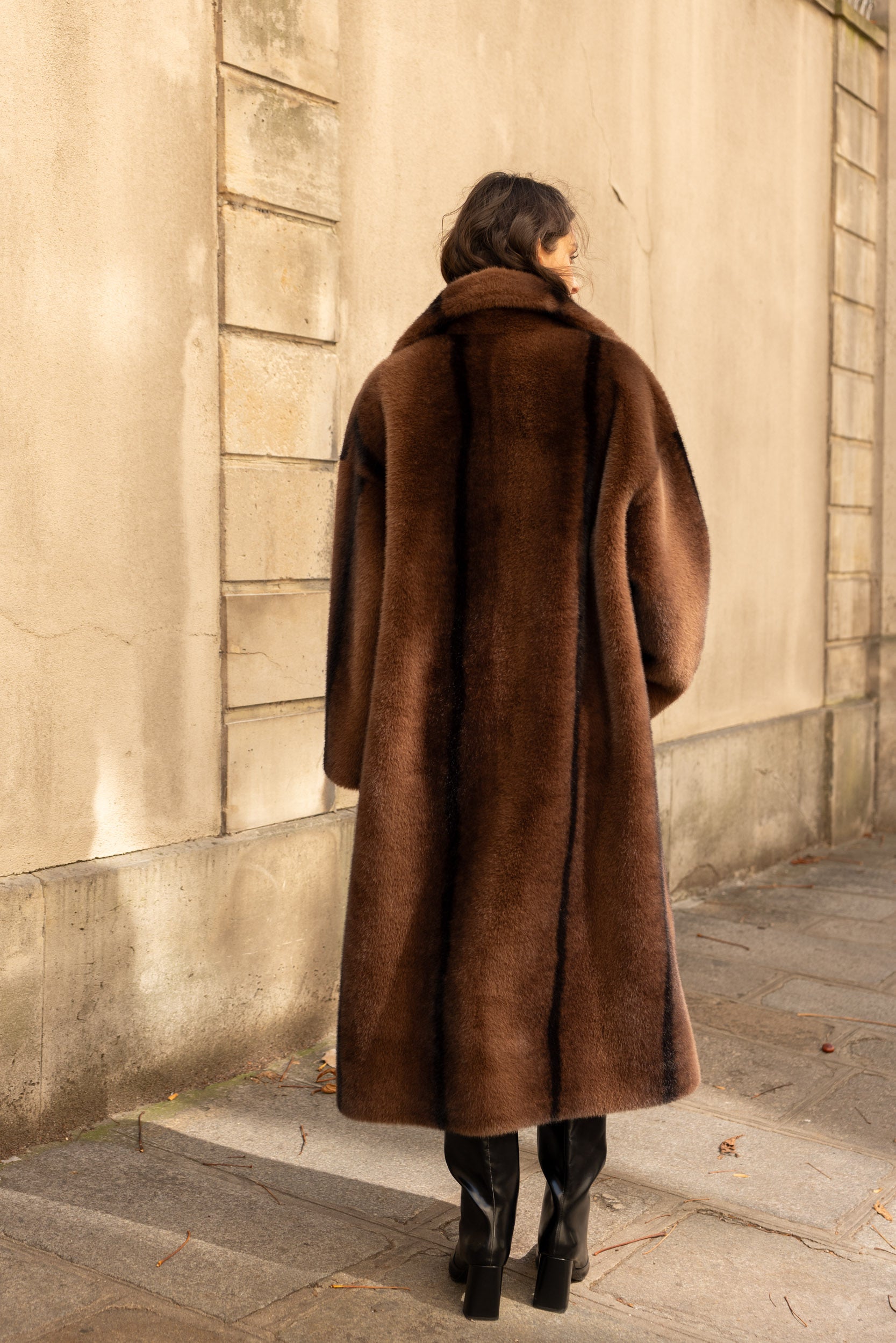 Manteau long en fausse fourrure Coffee/Black