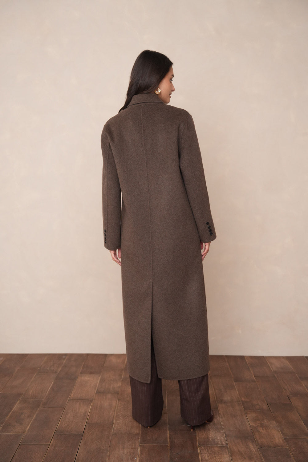 Manteau long double-boutonnage en laine marron chocolat – Fait main
